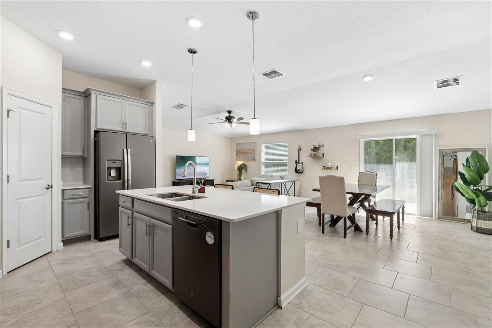 STONEYBROOK HILLS - Residential