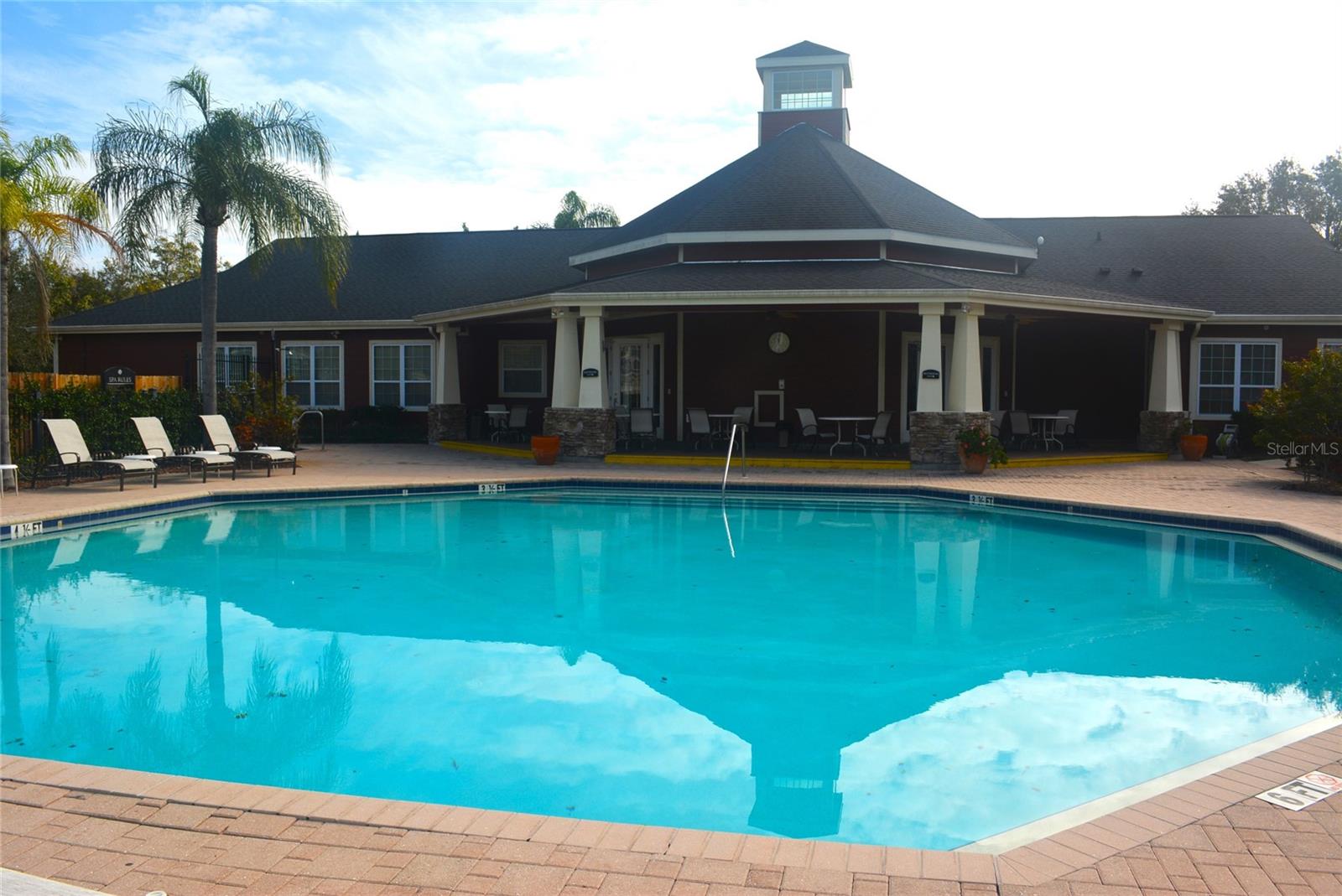 ADMIRALS WALK - Residential