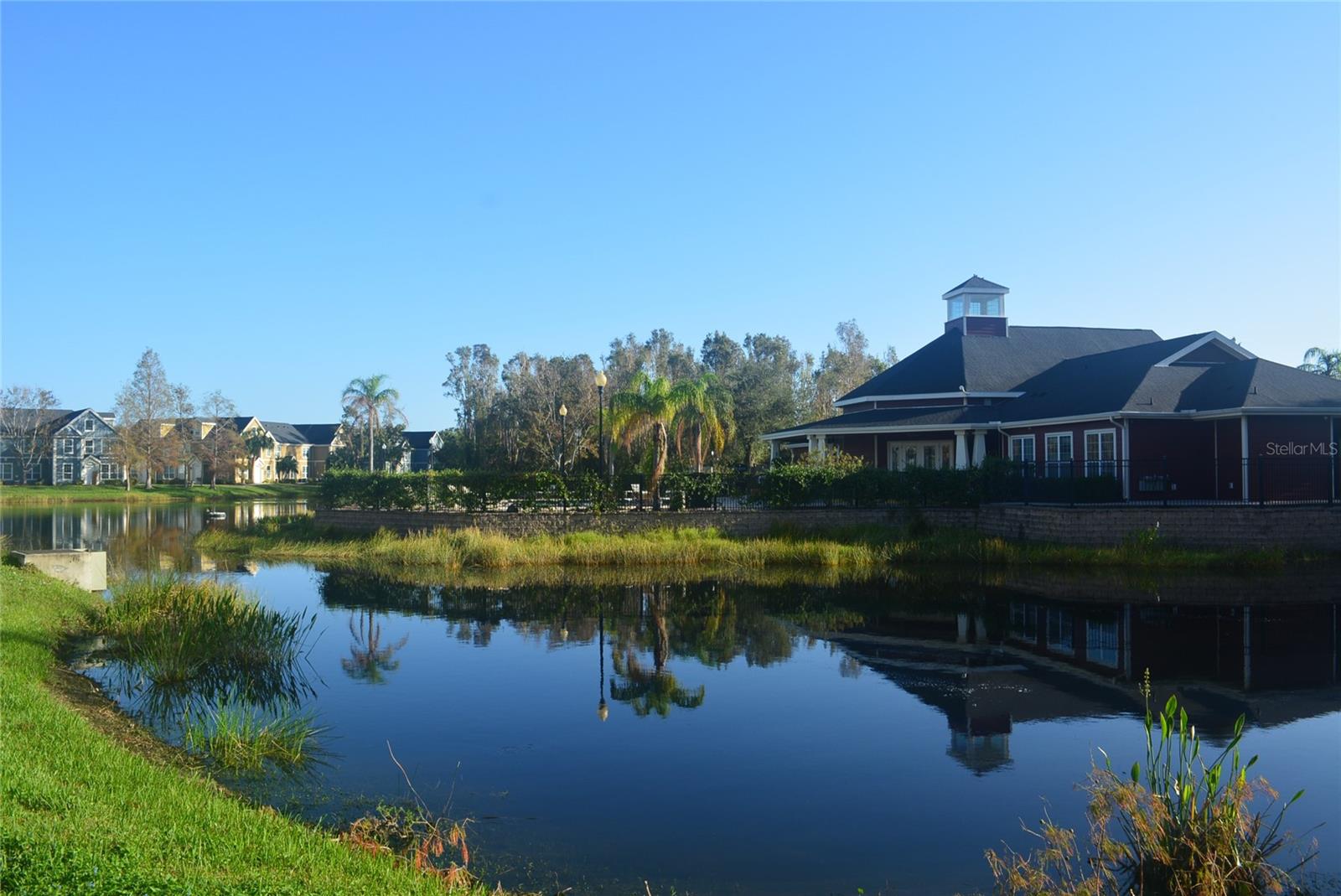 ADMIRALS WALK - Residential