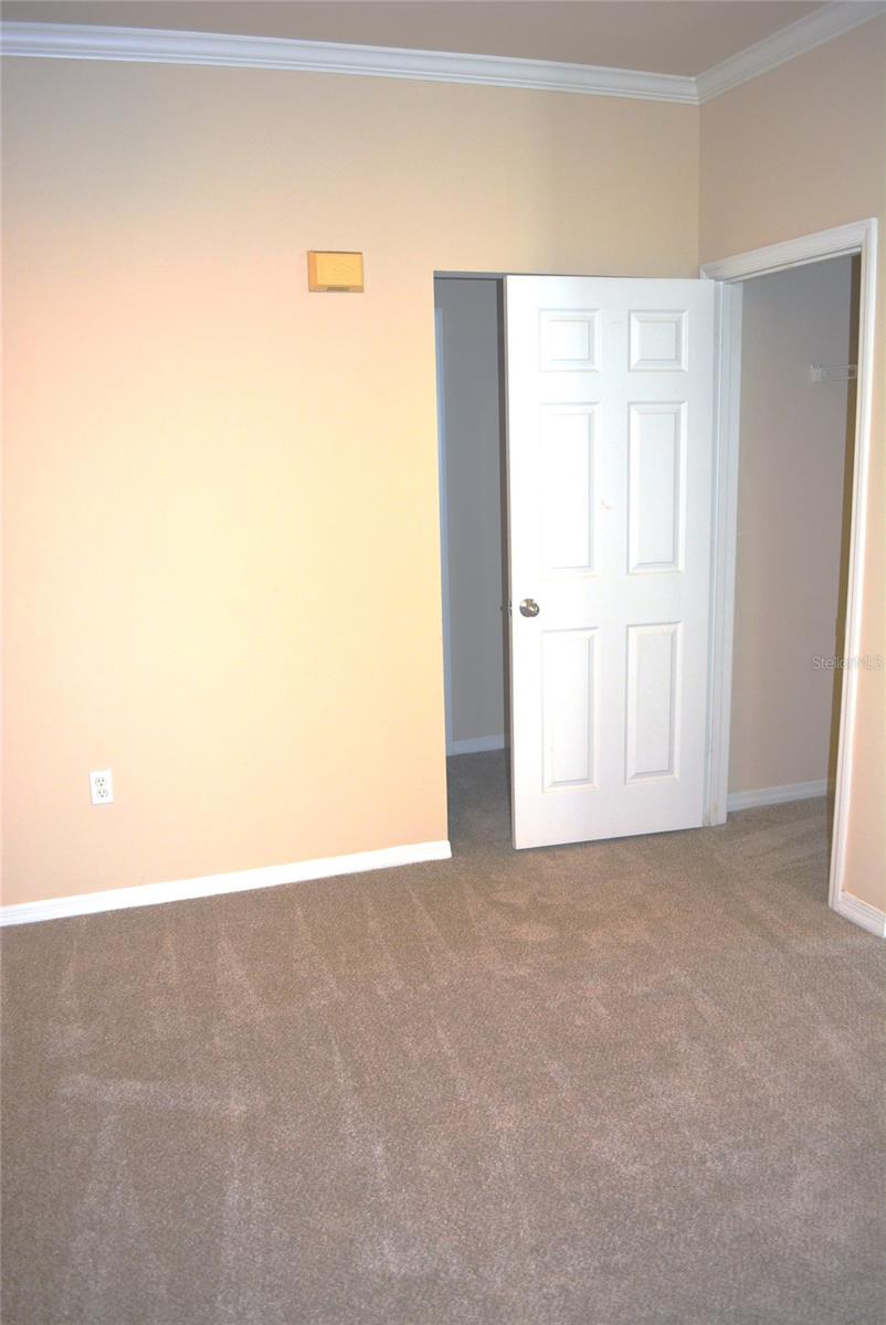 ADMIRALS WALK - Residential