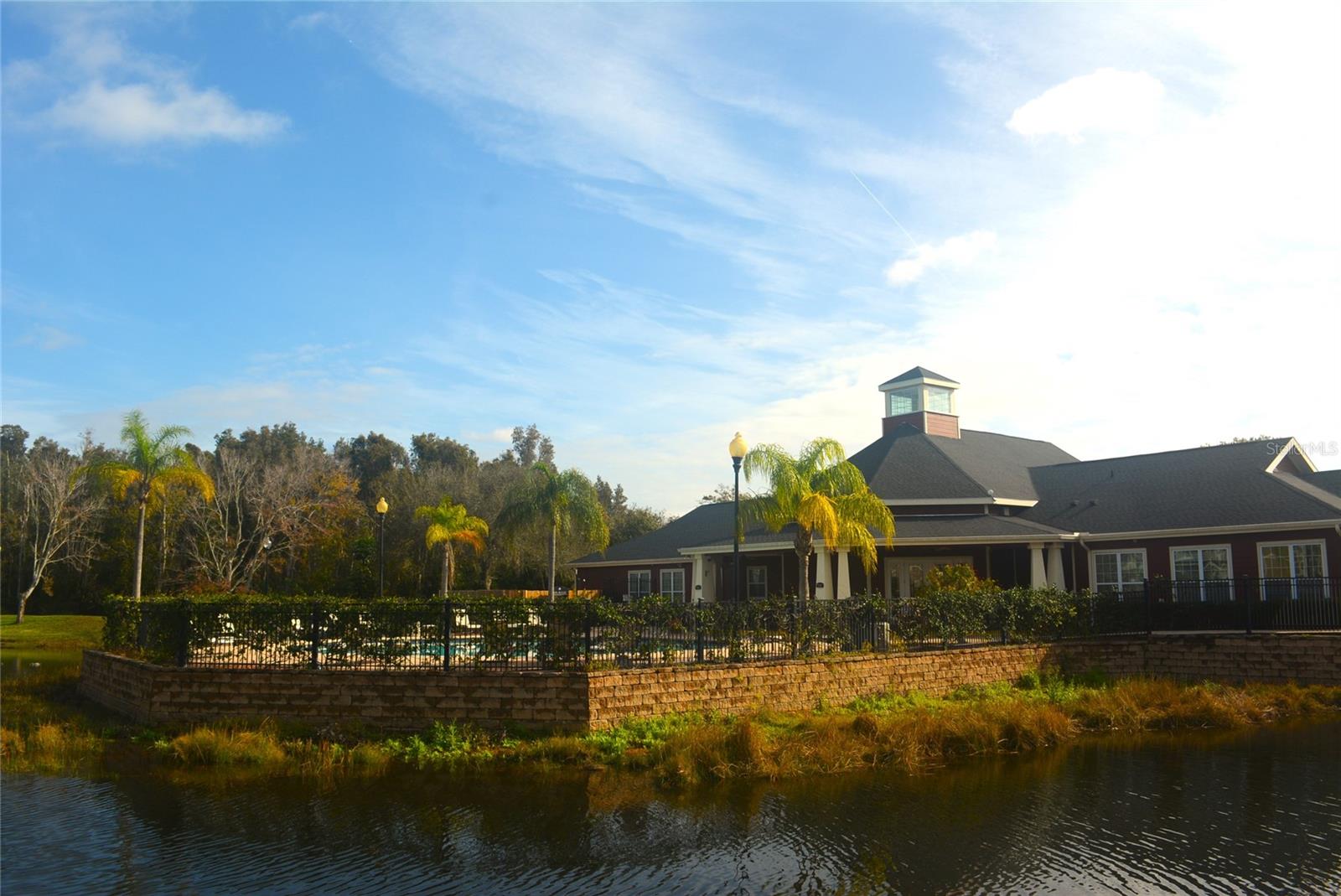 ADMIRALS WALK - Residential