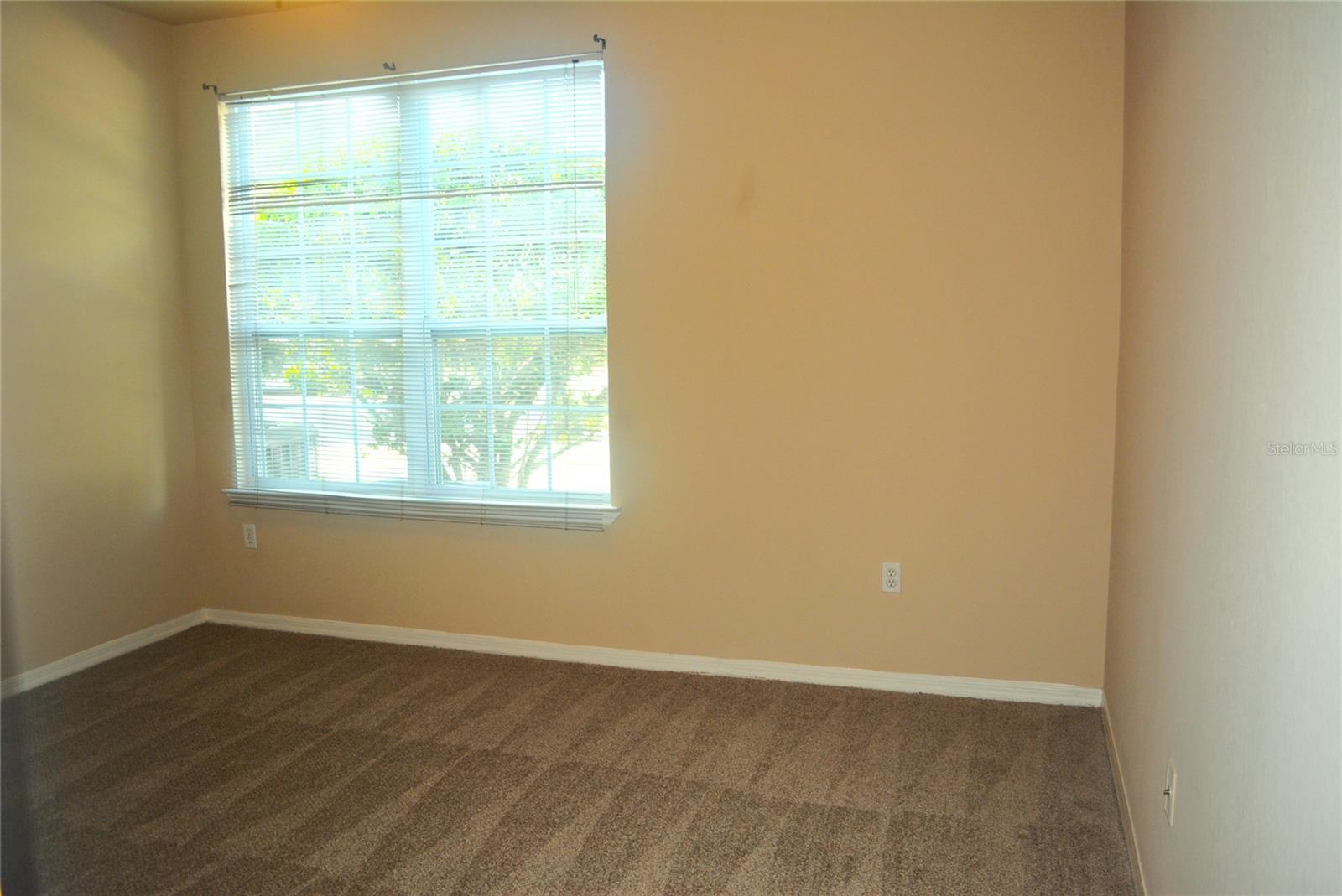 ADMIRALS WALK - Residential