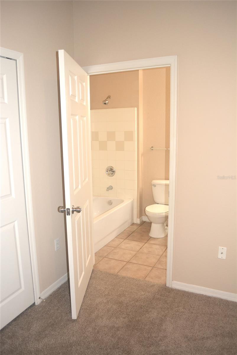 ADMIRALS WALK - Residential