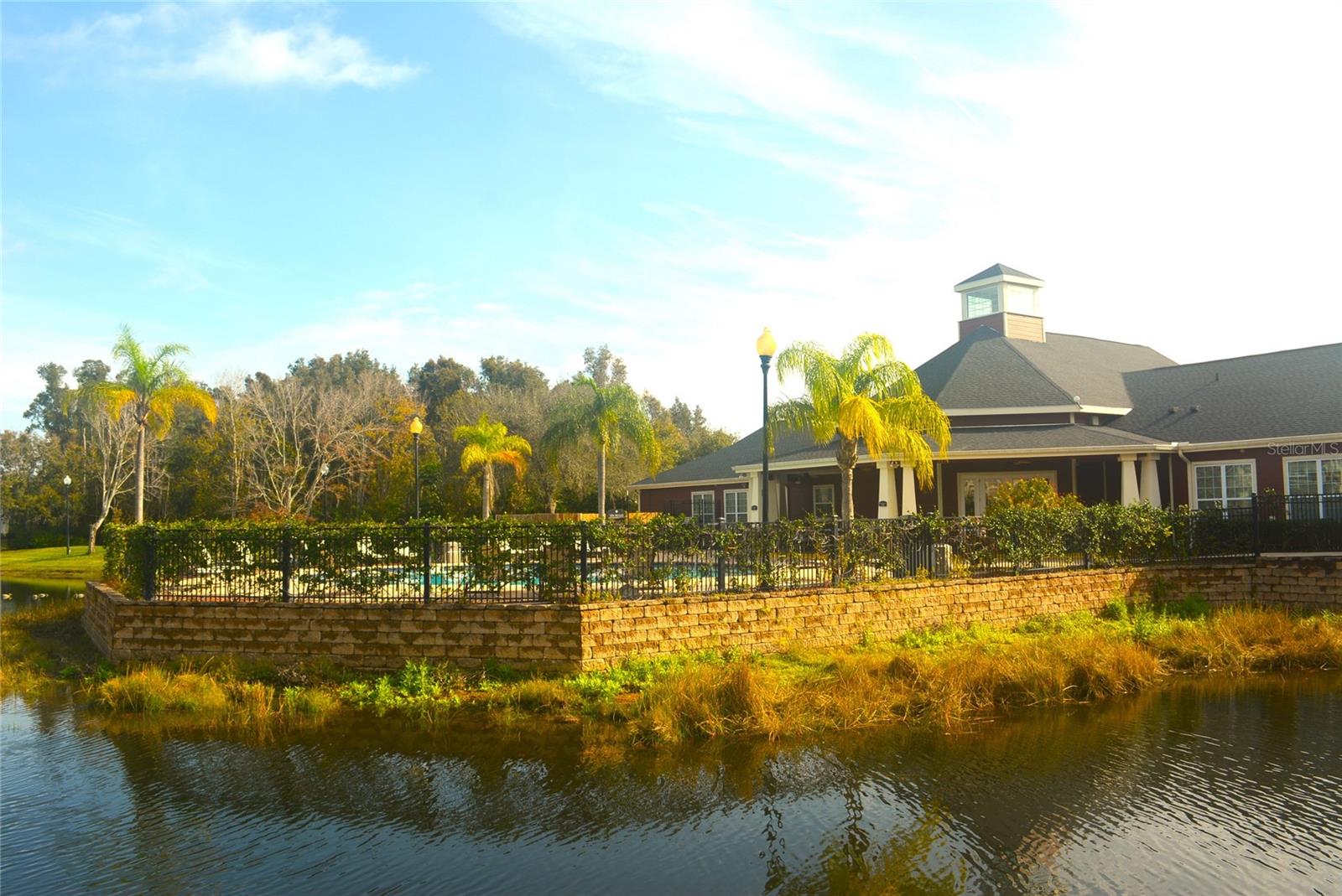 ADMIRALS WALK - Residential