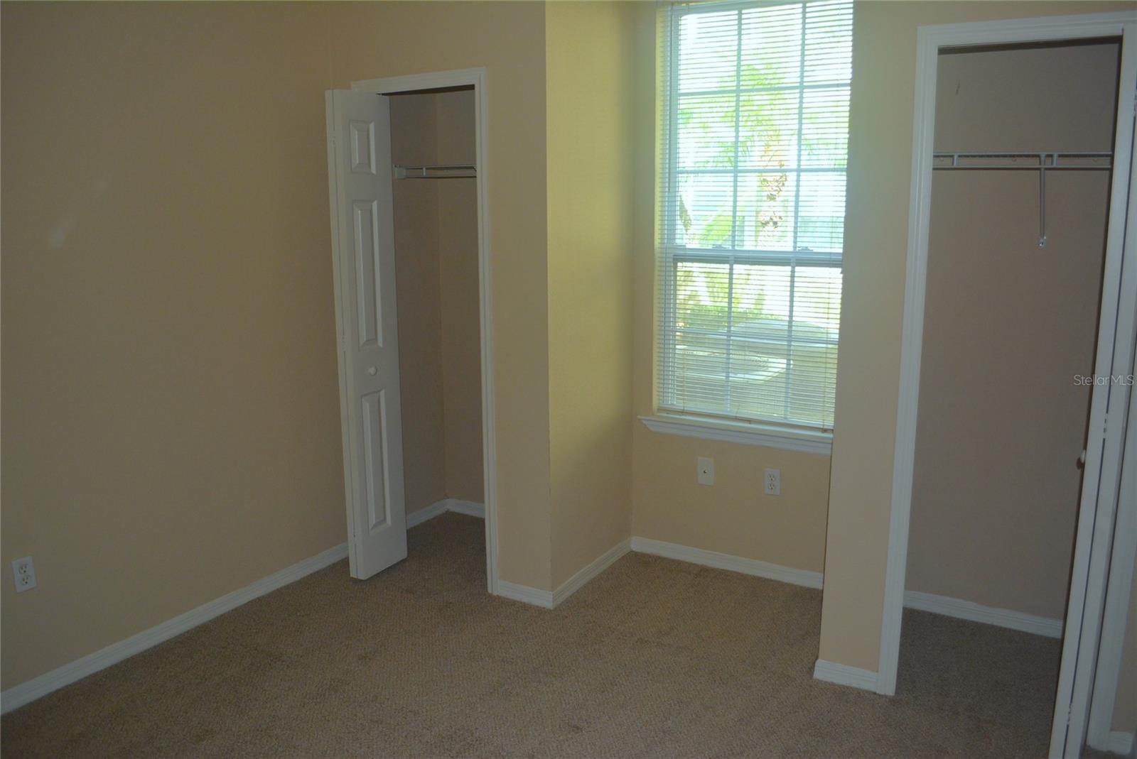 ADMIRALS WALK - Residential