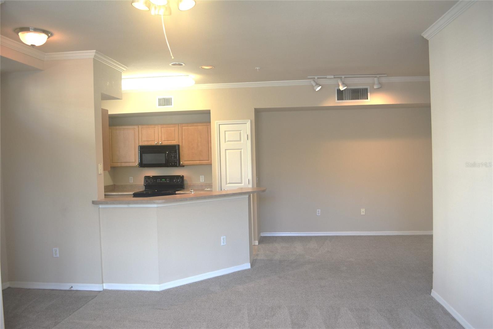 ADMIRALS WALK - Residential