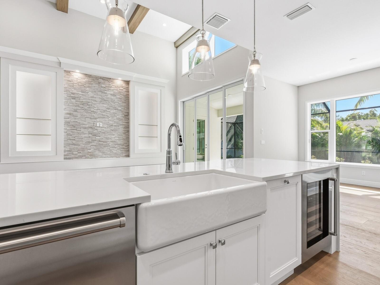 POINSETTIA PARK 2 - Residential