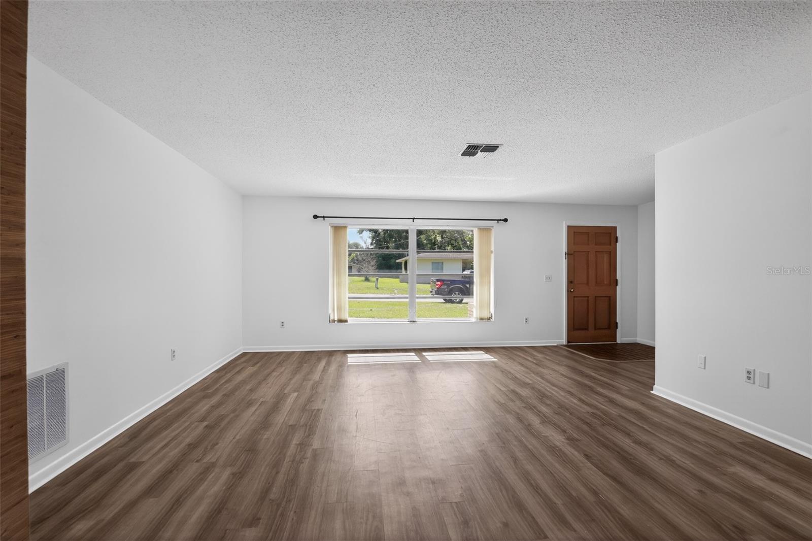 INVERNESS HIGHLANDS SOUTH - Residential