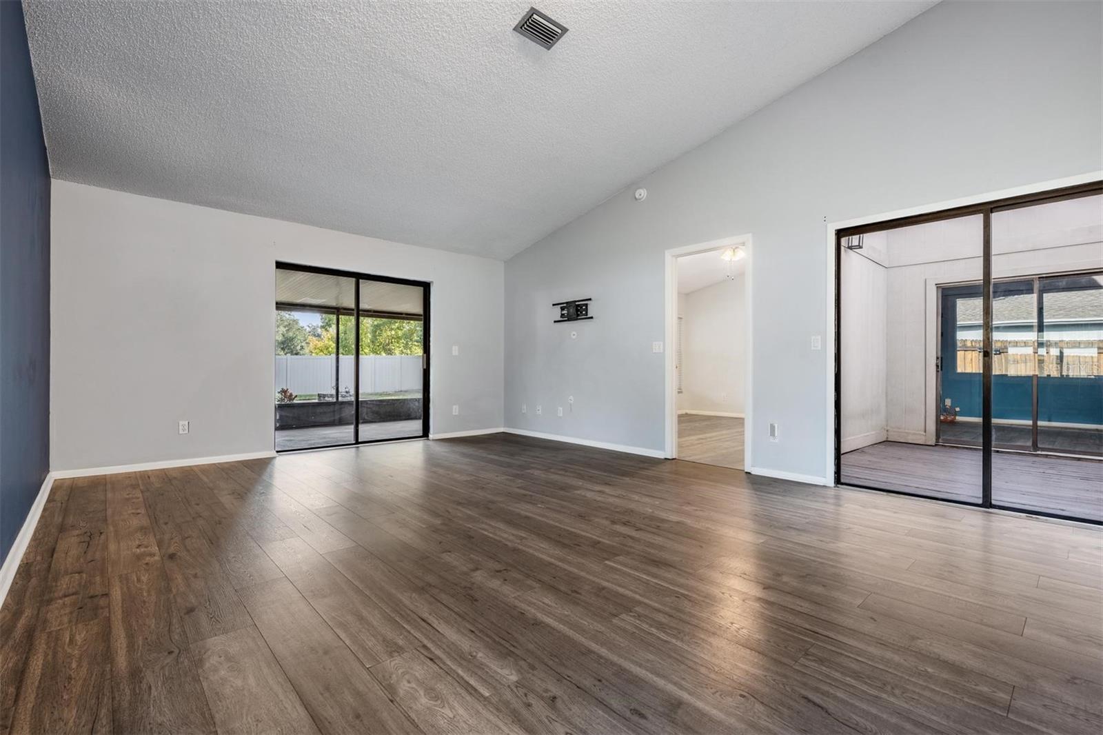 THE WILLOWS UNIT 1 - Residential
