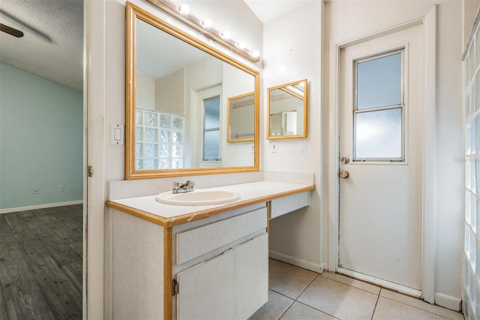 THE WILLOWS UNIT 1 - Residential
