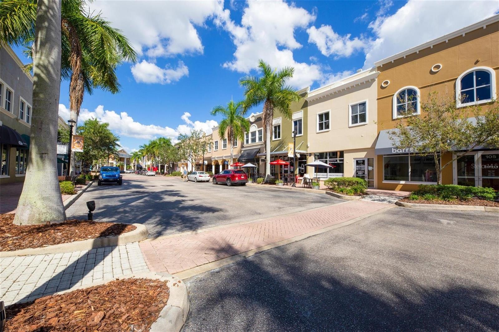 LAKEWOOD RANCH COUNTRY CLUB - Residential