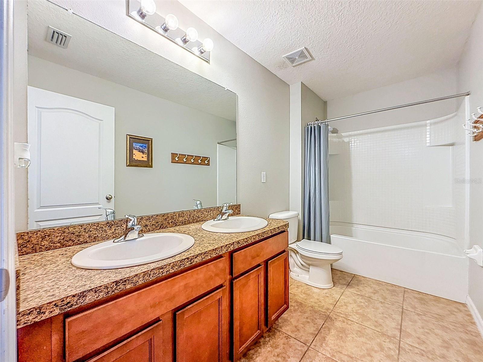 VILLAGES AT AVALON PH 2B EAST - Residential