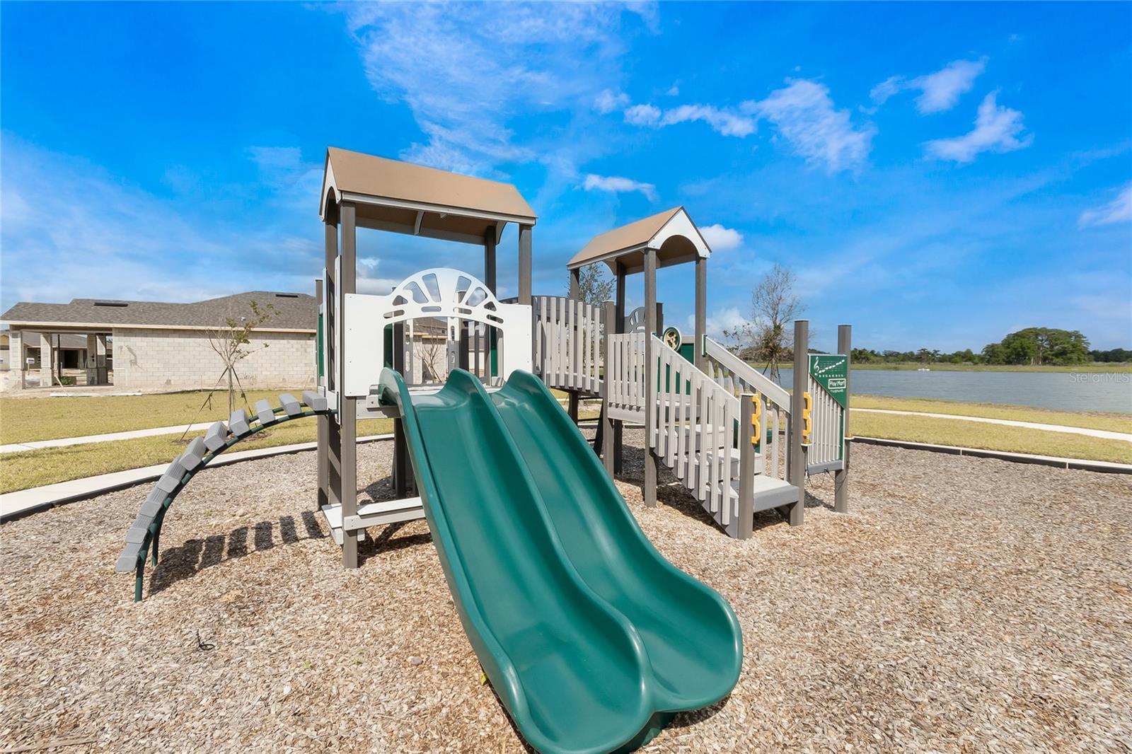 OSCEOLA VILLAGE - Residential