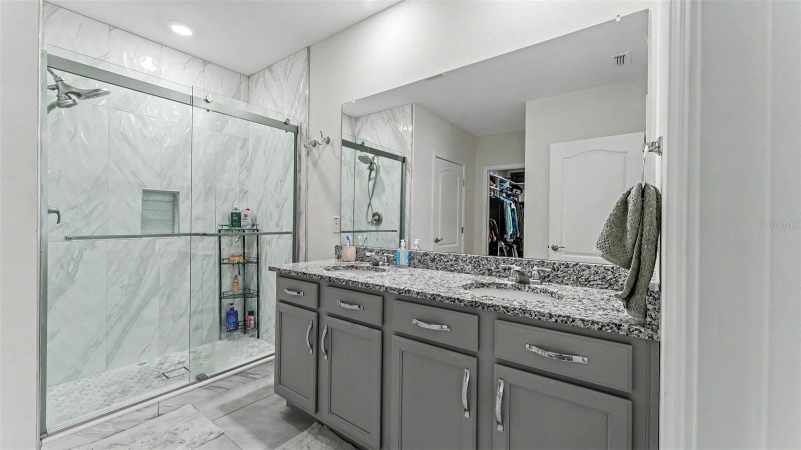 RIVERSTONE PH 2 - Residential