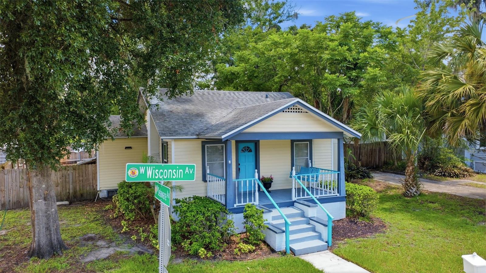 OSTEENS BLK 120 S RR DELAND - Residential