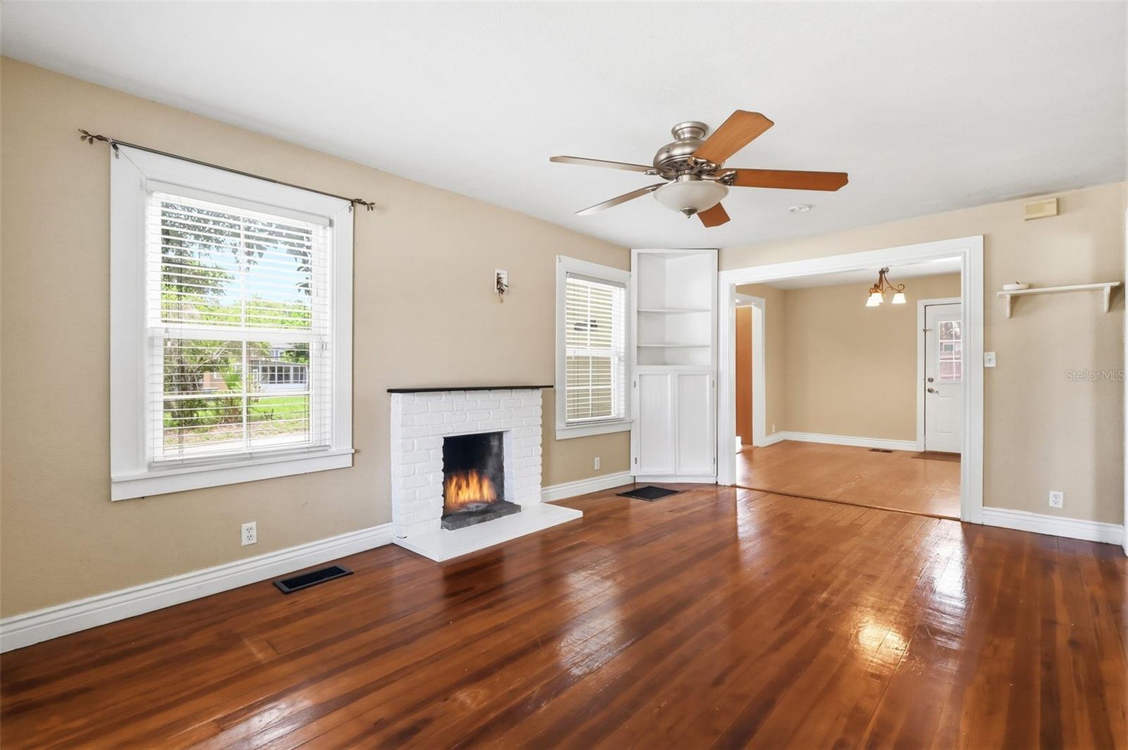 OSTEENS BLK 120 S RR DELAND - Residential