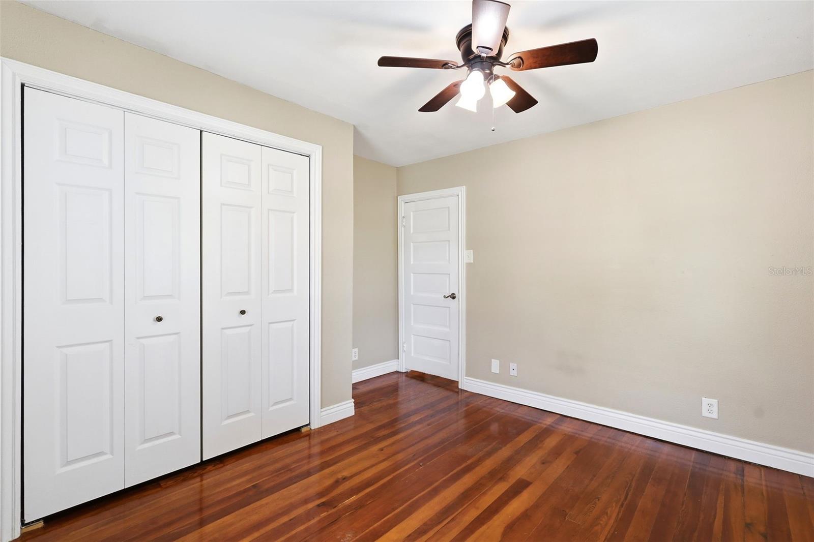OSTEENS BLK 120 S RR DELAND - Residential