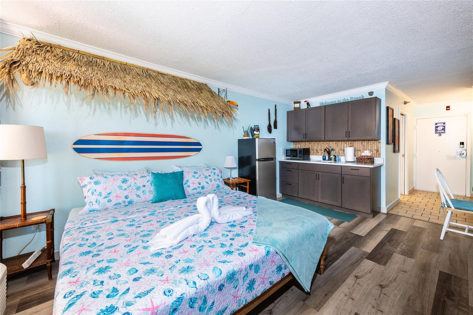 CASTAWAY BEACH RESORT CONDO - Residential
