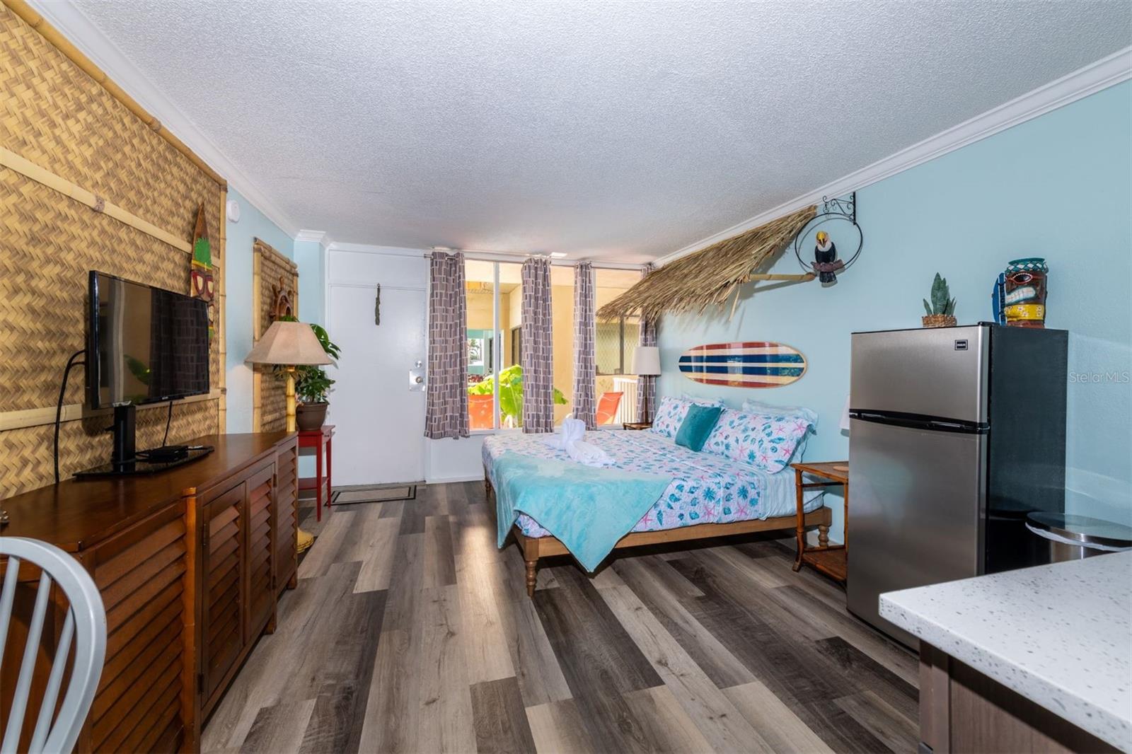 CASTAWAY BEACH RESORT CONDO - Residential