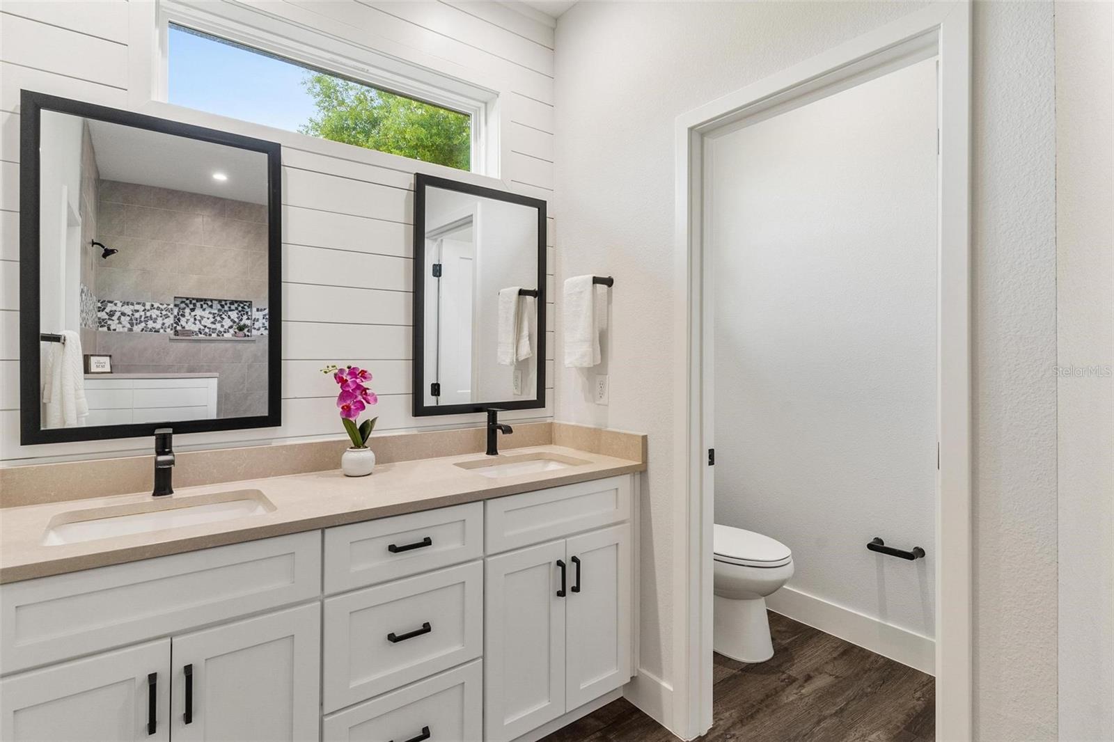 HOWEY - Residential