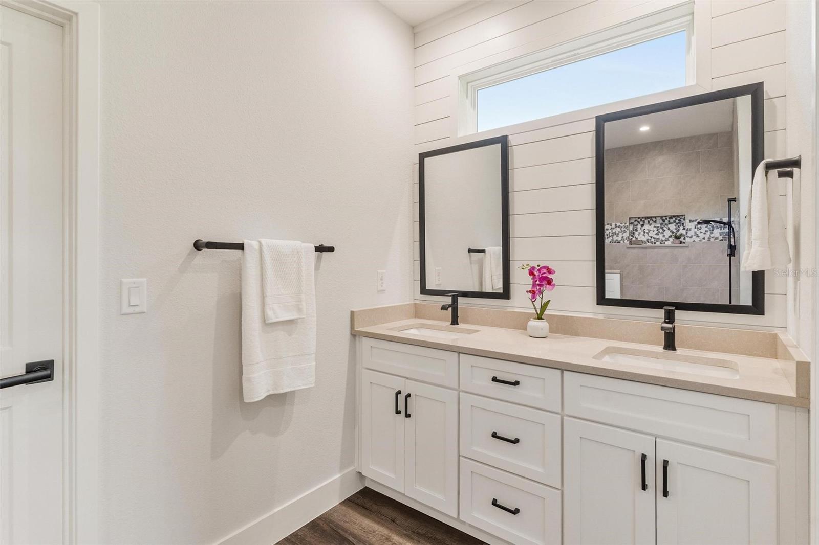 HOWEY - Residential