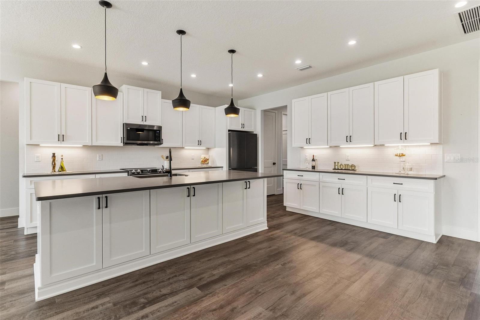 HOWEY - Residential