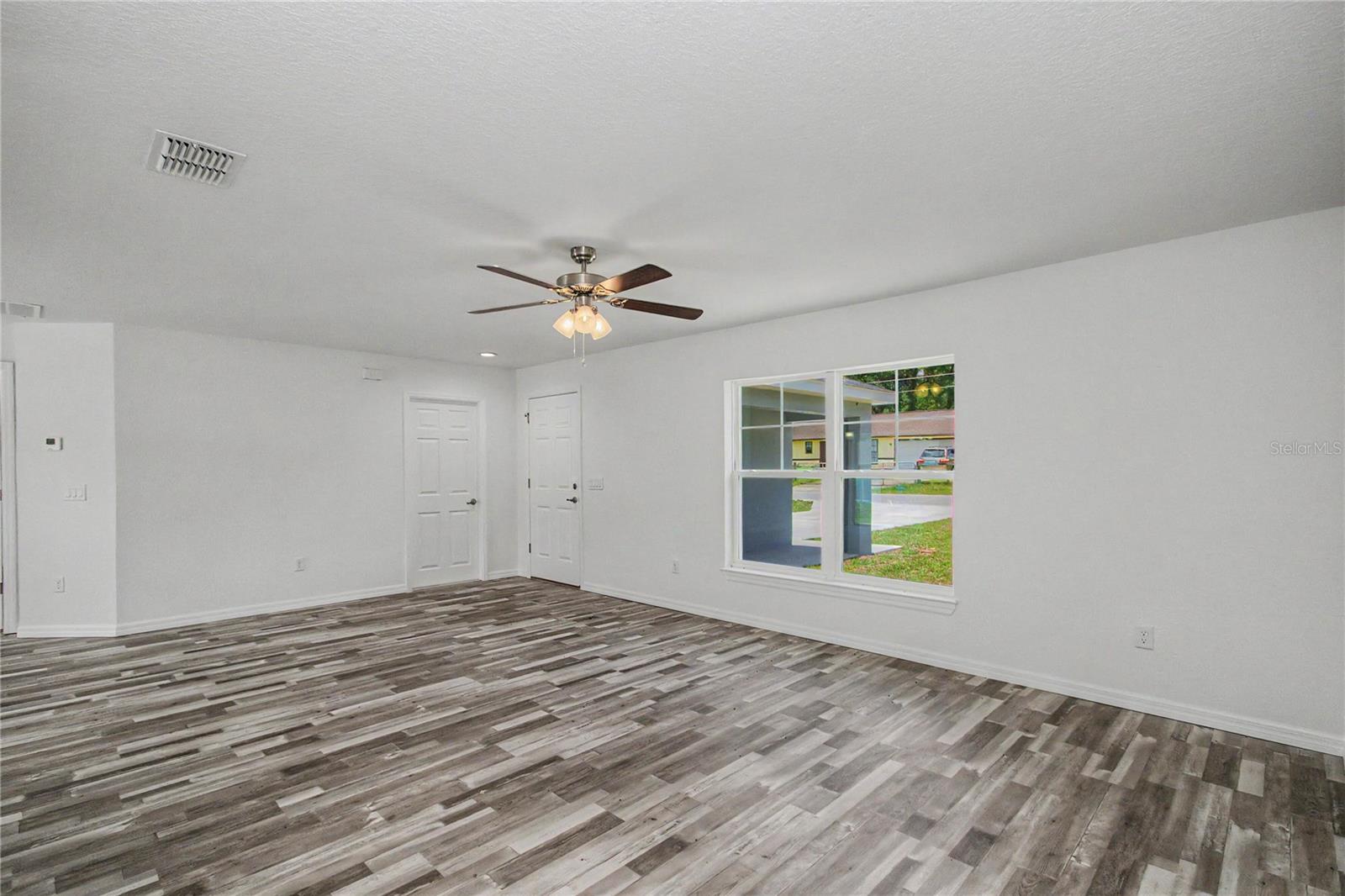 OCALA PARK ESTATE - Residential
