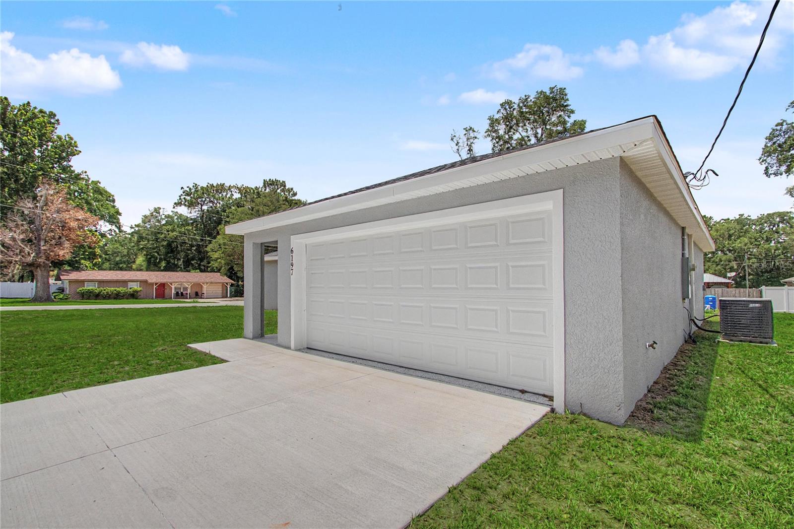 OCALA PARK ESTATE - Residential