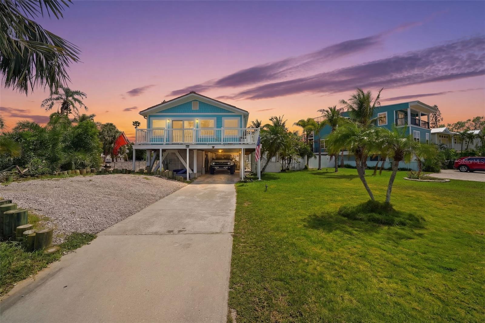 LONE PALM BEACH 3RD ADD - Residential
