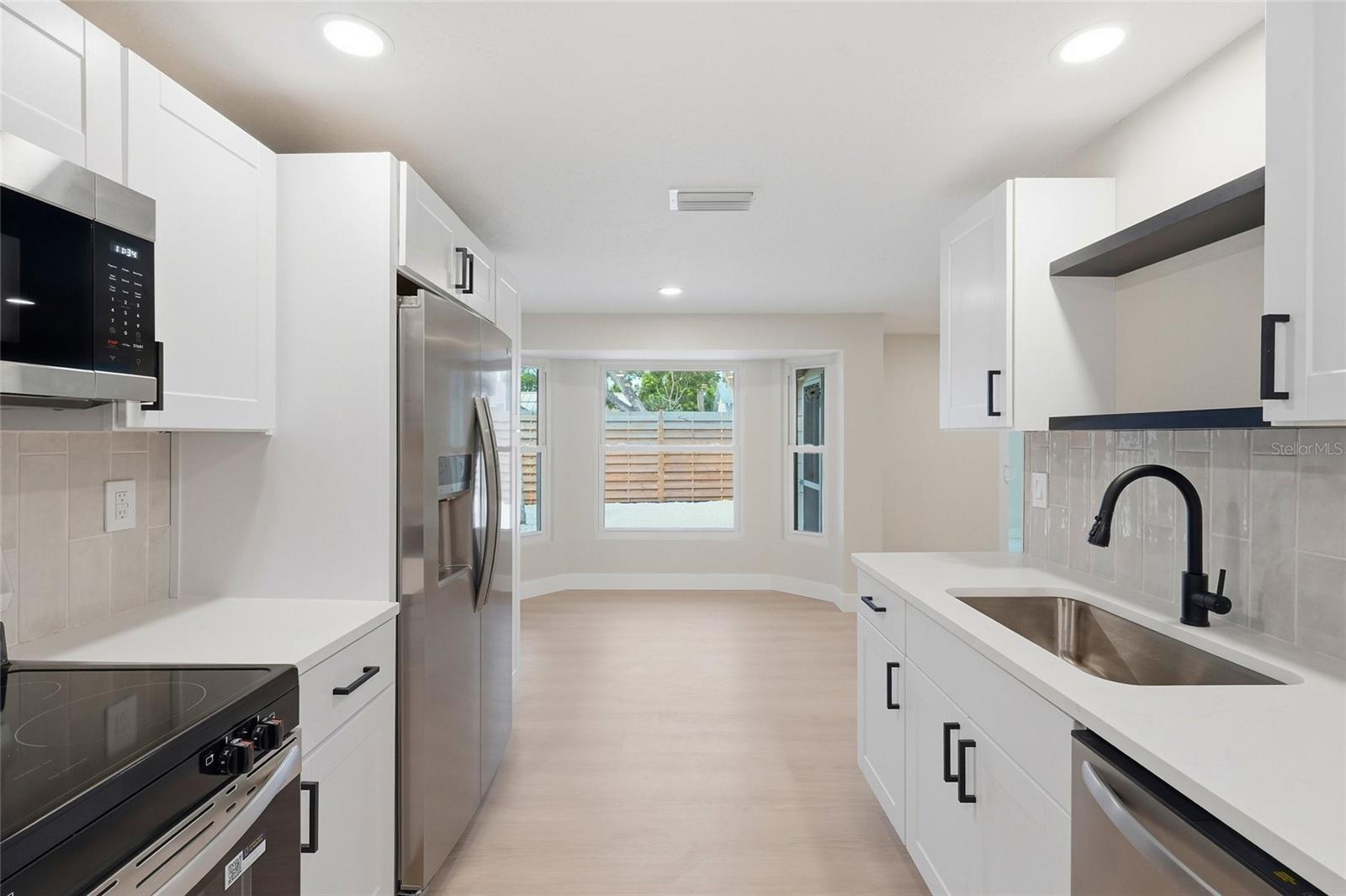 SIESTAS BAYSIDE WATERSIDE SOUTH - Residential