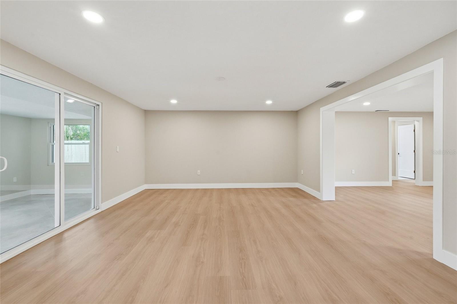 SIESTAS BAYSIDE WATERSIDE SOUTH - Residential