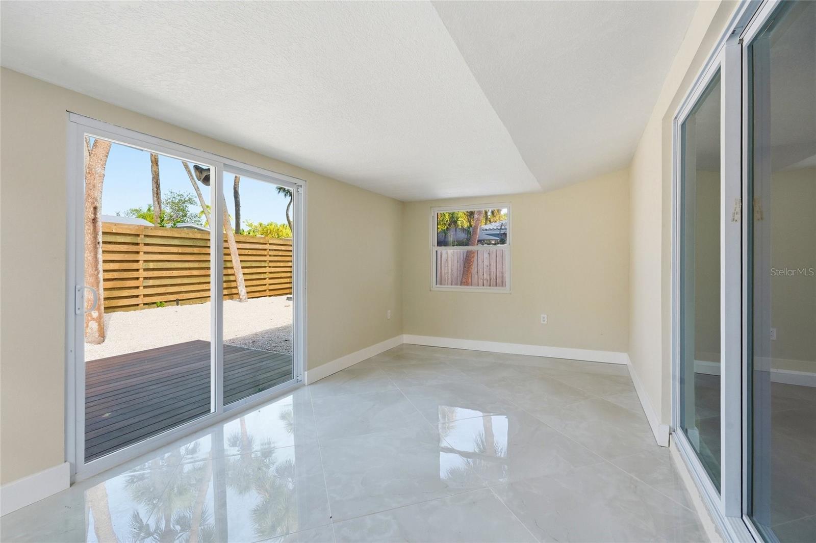 SIESTAS BAYSIDE WATERSIDE SOUTH - Residential