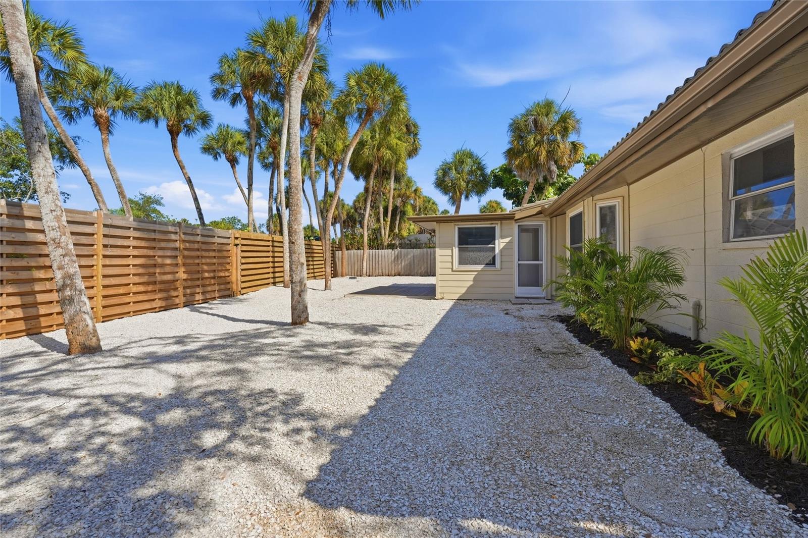SIESTAS BAYSIDE WATERSIDE SOUTH - Residential