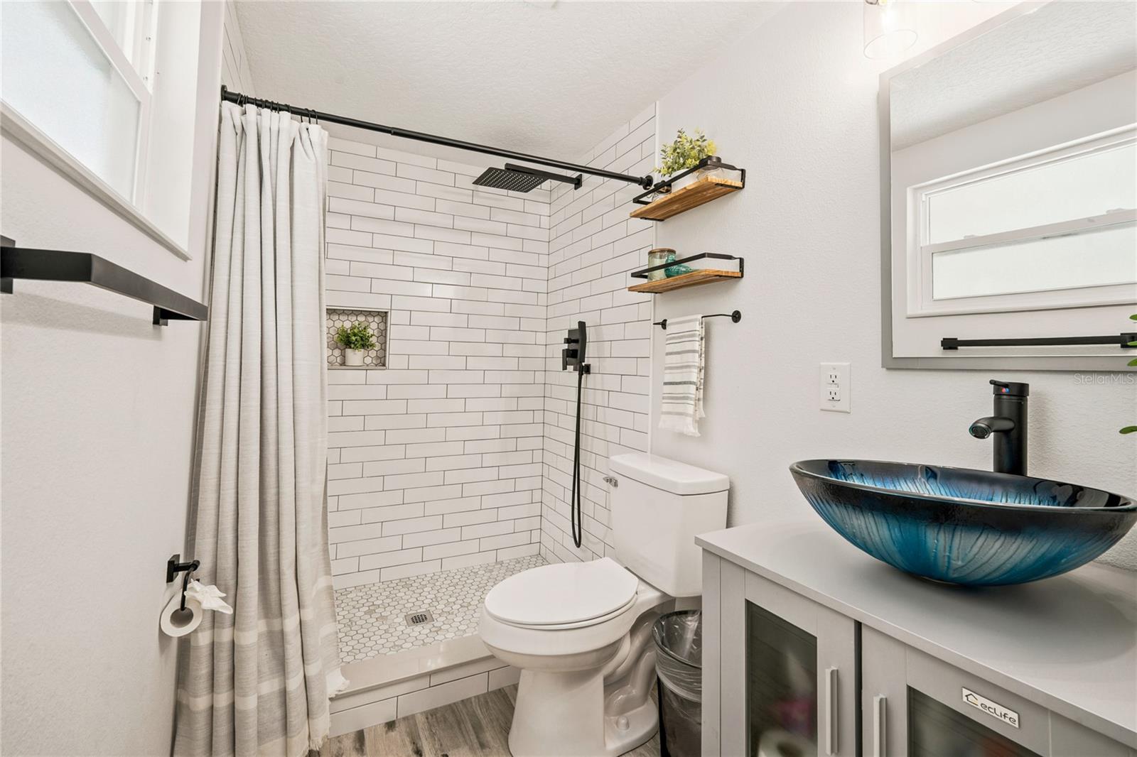 CARNELL ADD 03 - Residential
