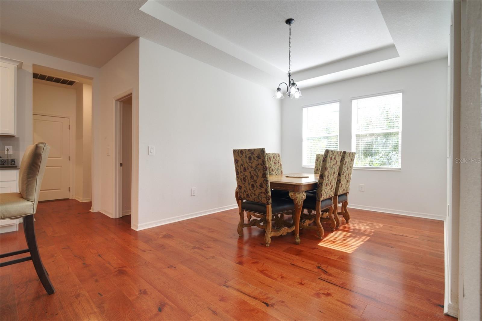HILLSIDE ESTATES AT STONEYBROOK HILLS - Residential