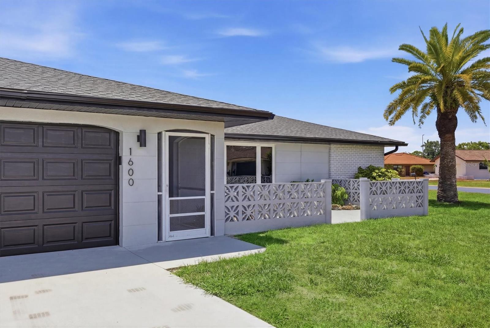 VENICE GARDENS - Residential