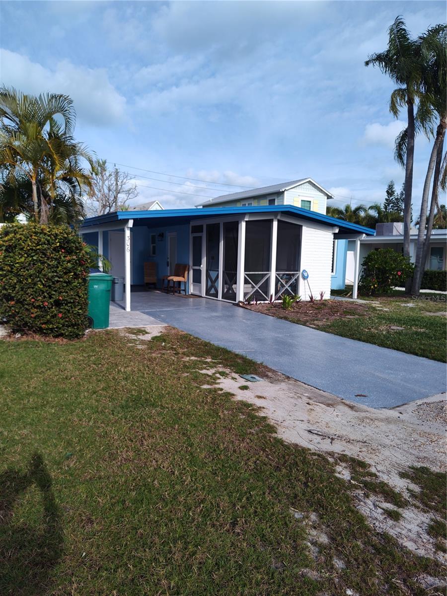 $50,000.00 Price reduction!
Great Beach Cottage completely renovated after last year's storms by Kerns & Gilner.
Everything is new & the Terrazzo floors have been beautifully restored.
Large lot (50X139) with plenty of room for additions or building a new large home down the road.
Great Location in Anna Maria City!
Only 2 blocks to the Gulf & 2 blocks to Pine Ave.
Vacant easy to show! CALL FOR COMBINATION LOCKBOX #