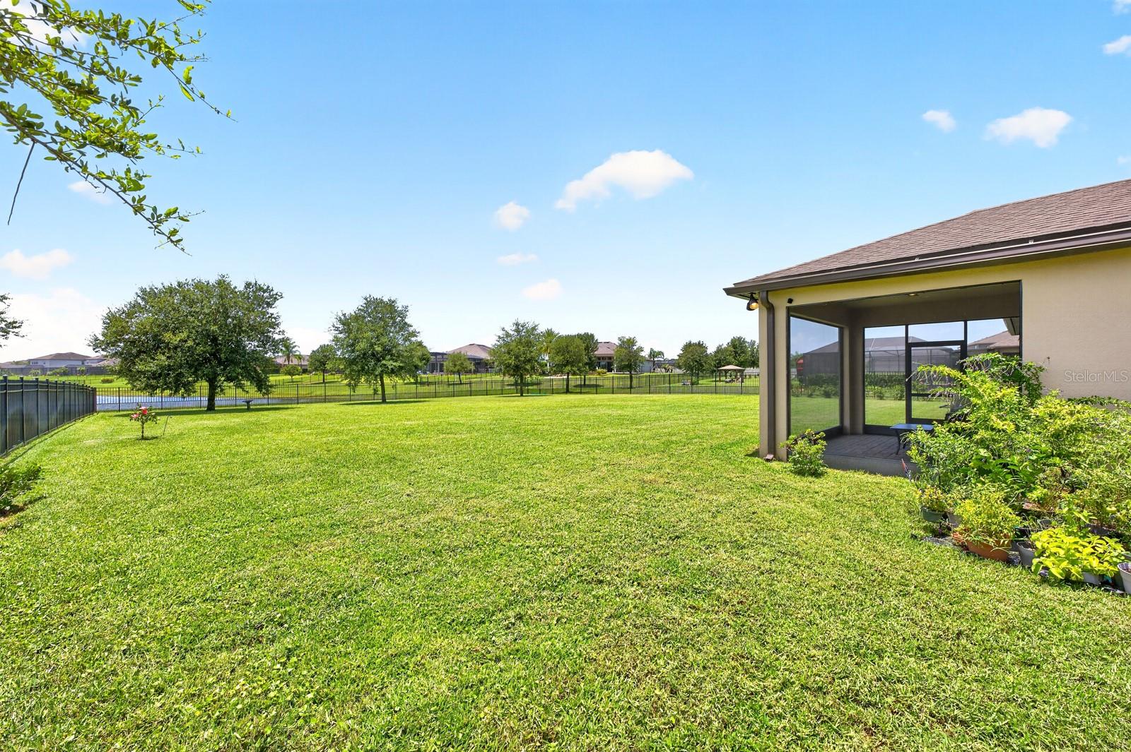 ESTATES/LK PICKETT-PH 1 - Residential