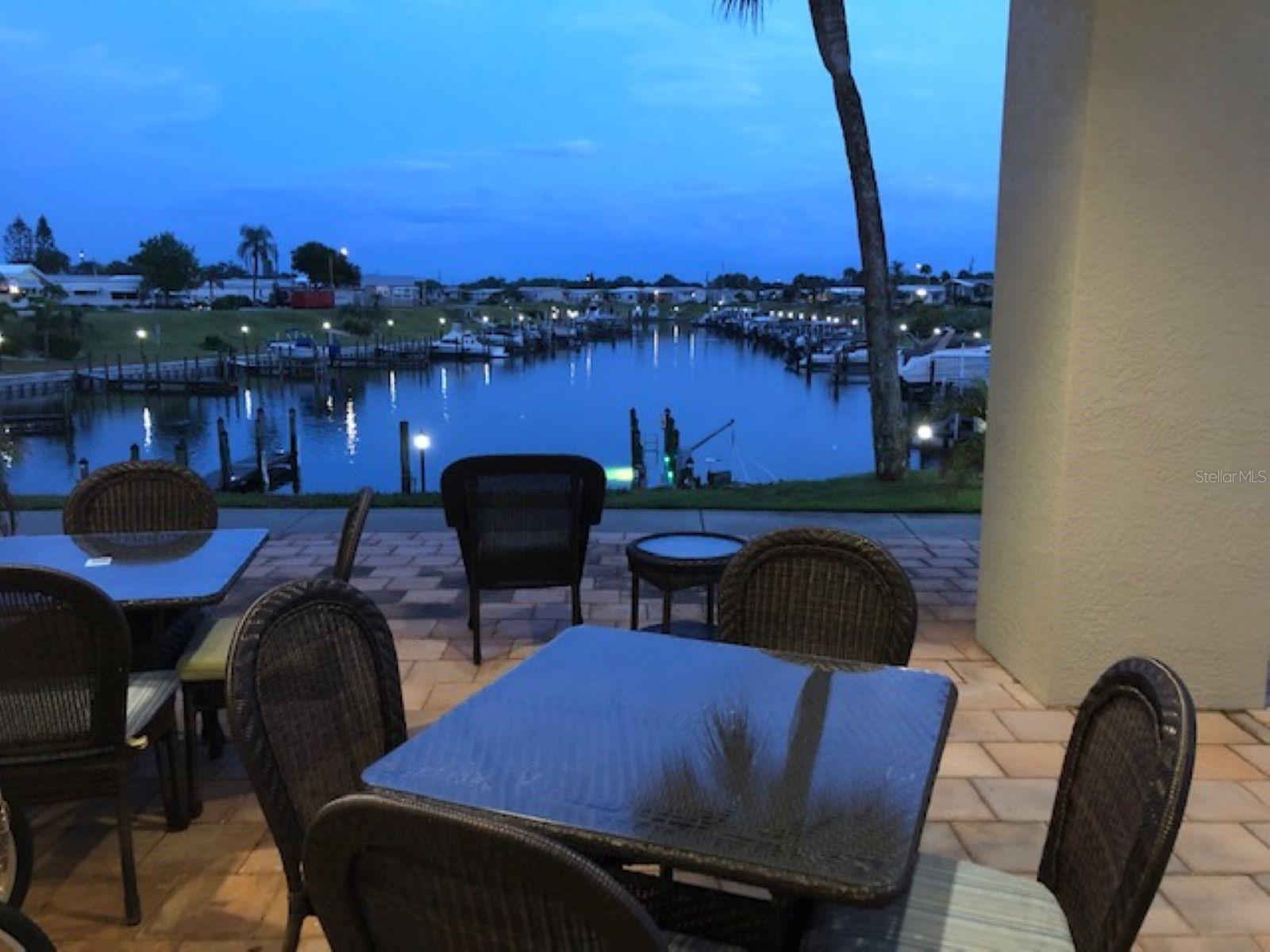 COUNTRY CLUB ESTATES - Land