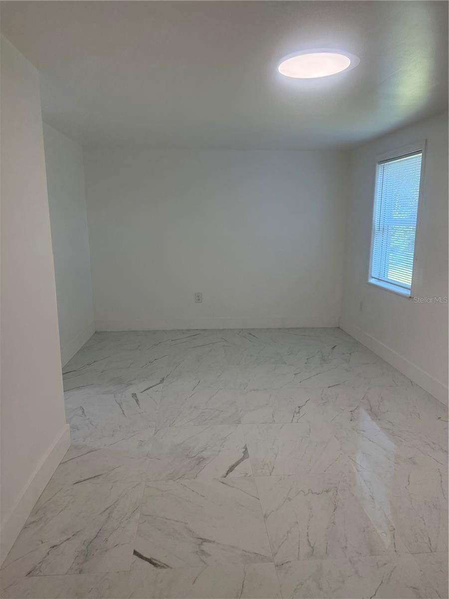 EDGEWATER ACRES UNIT 01 RESUB - Residential