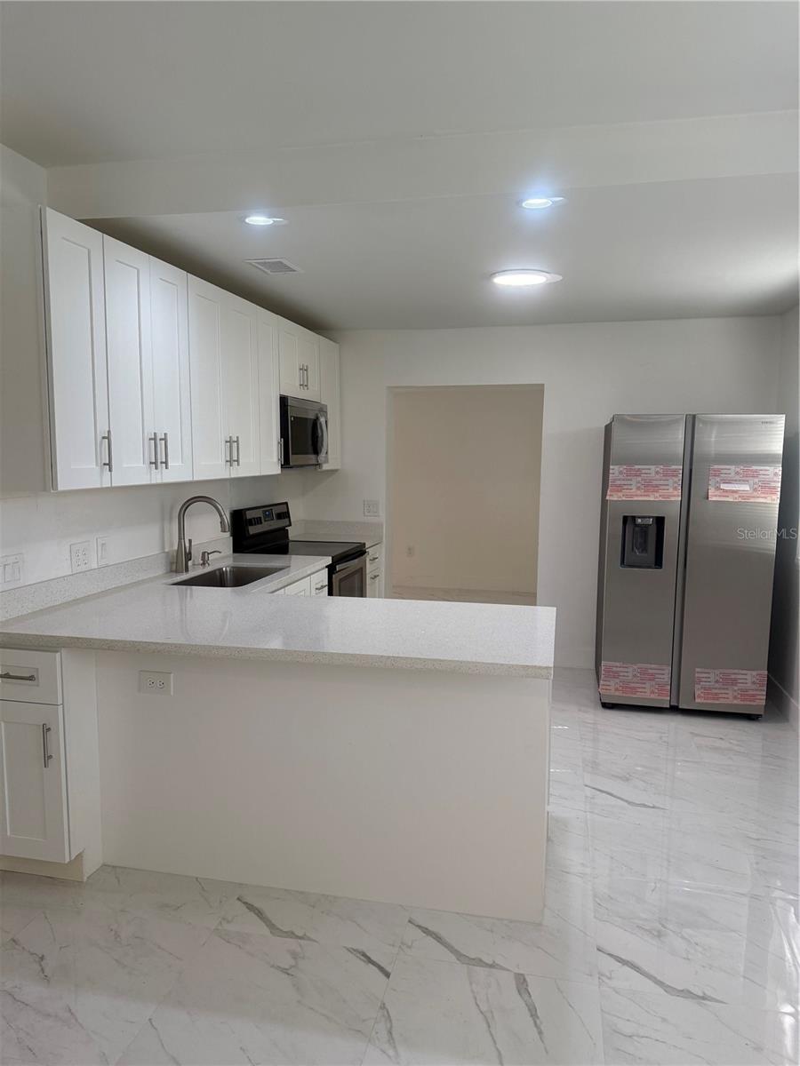 EDGEWATER ACRES UNIT 01 RESUB - Residential