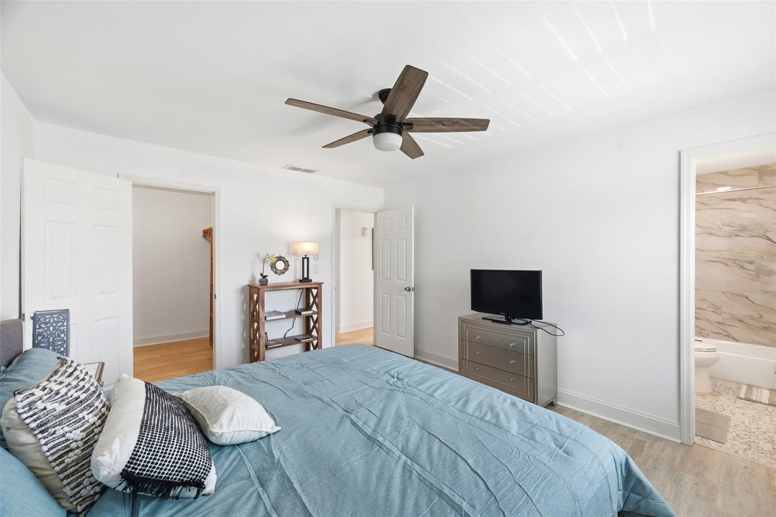 PATRIOT SQUARE APTS - Residential