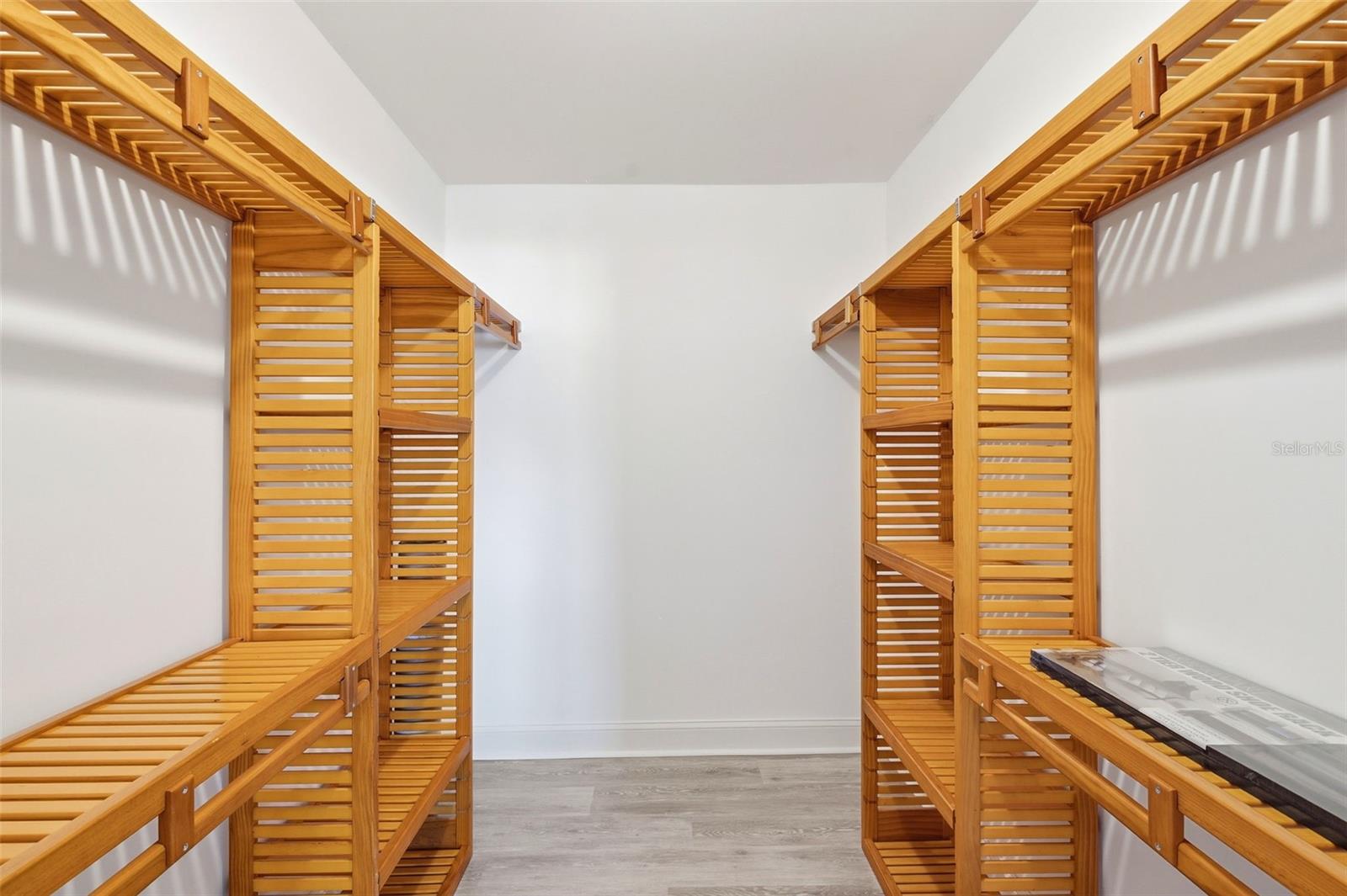 PATRIOT SQUARE APTS - Residential