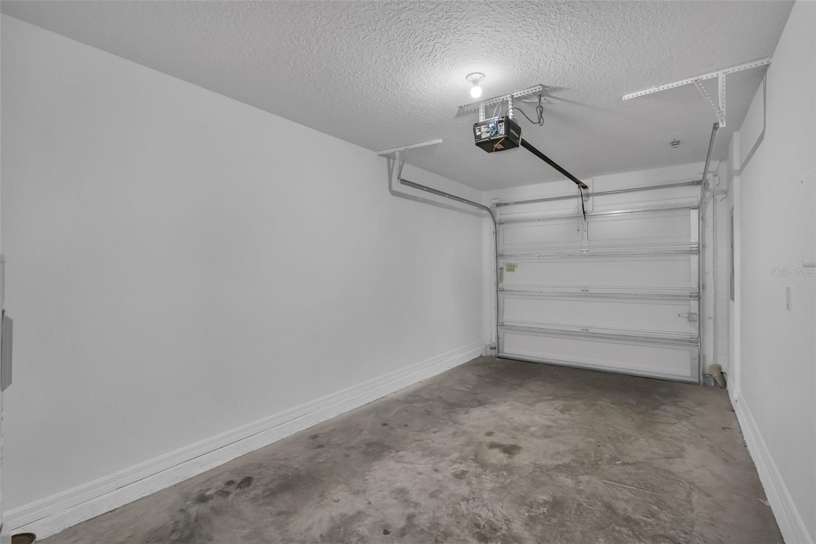 EAGLE BAY PH 1 - Residential