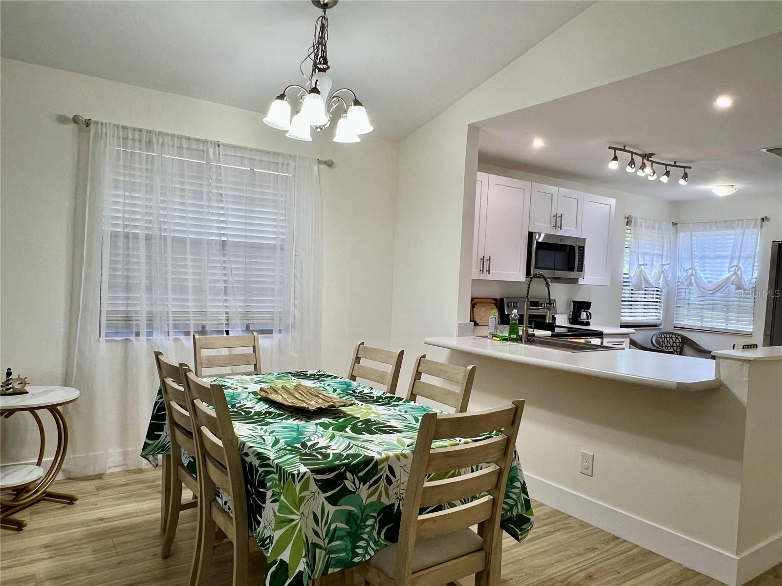 DUNLAWTON HILLS UNIT 03A - Residential