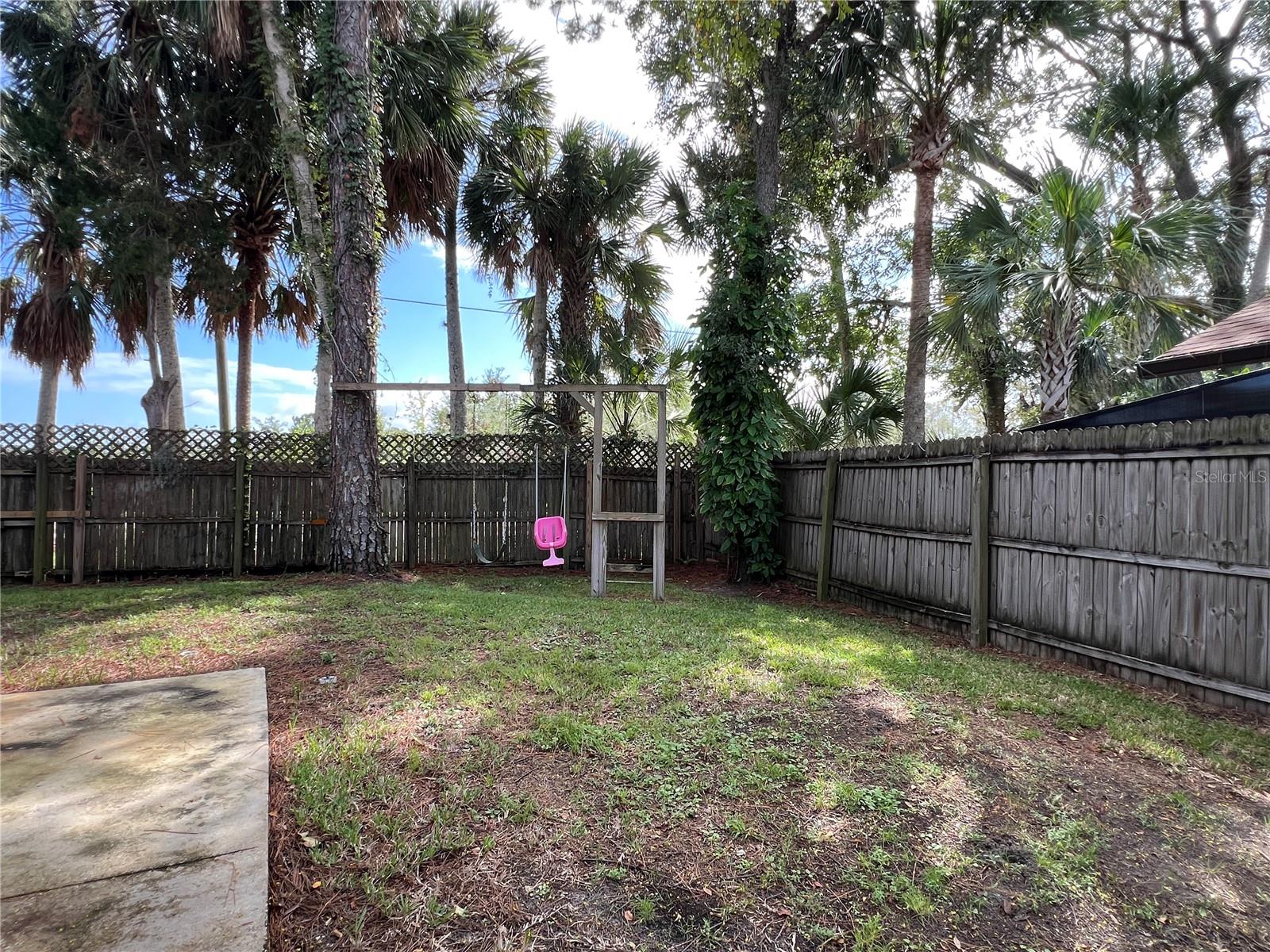 DUNLAWTON HILLS UNIT 03A - Residential