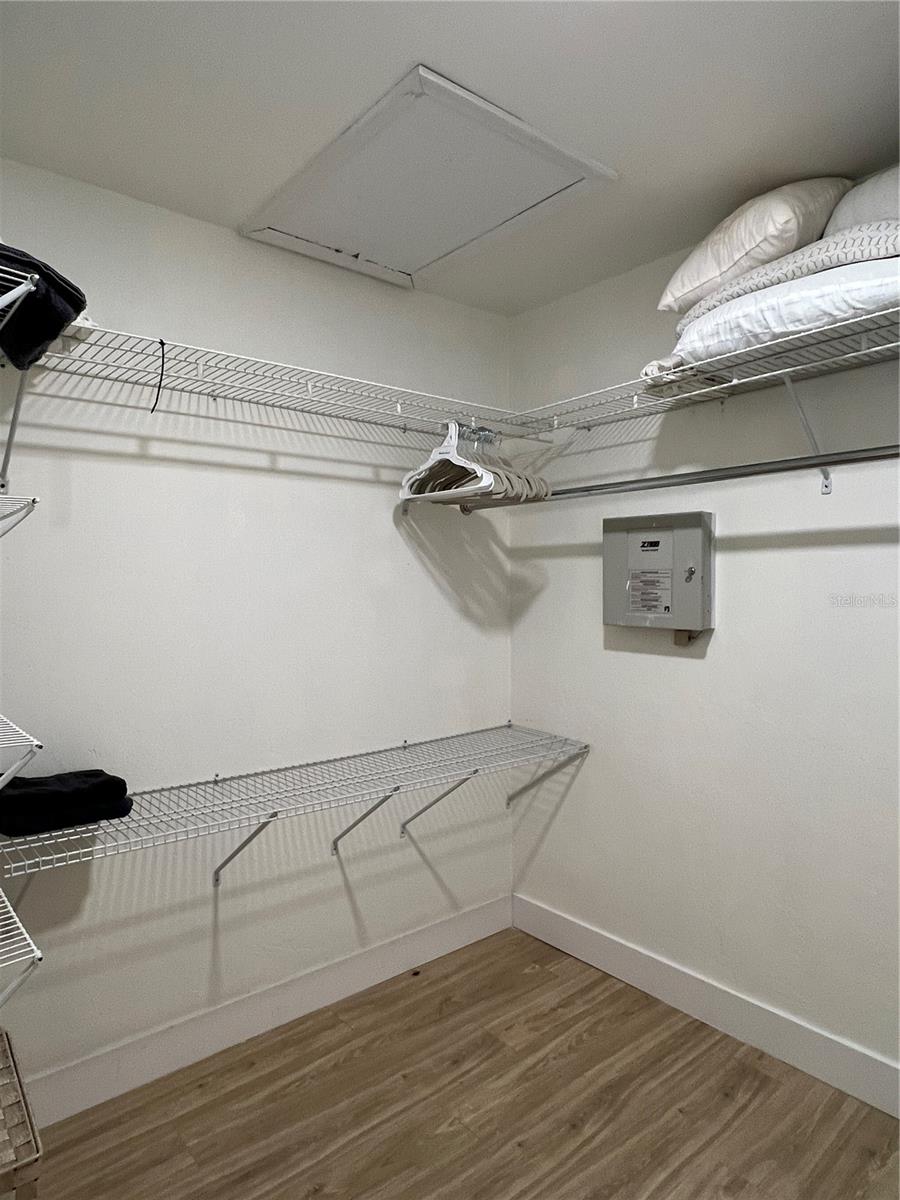 DUNLAWTON HILLS UNIT 03A - Residential