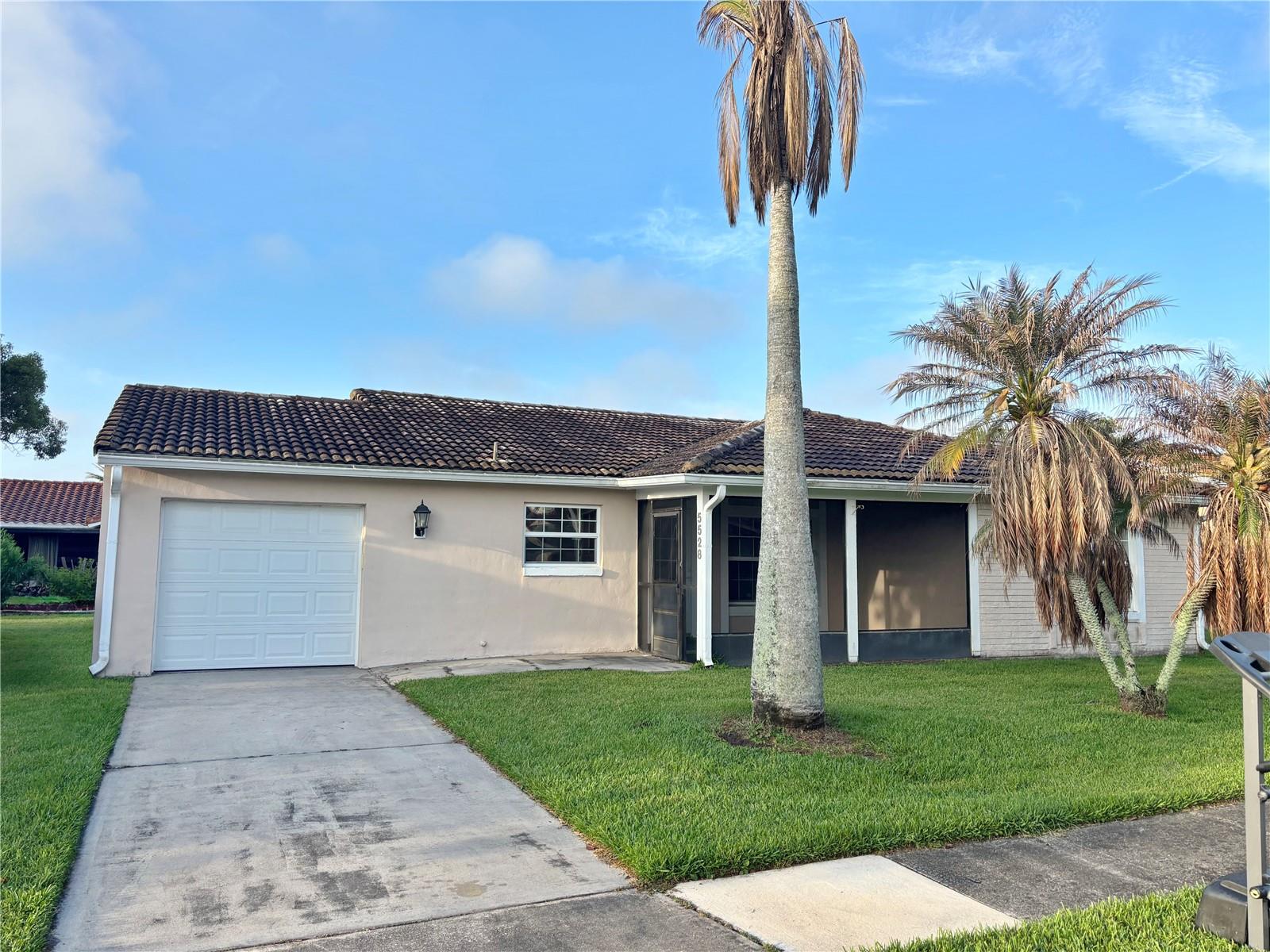 This property is your opportunity to create the perfect home in a prime location. Centrally situated in a highly desirable area, it's less than 15 minutes from Universal Parks and just 4 minutes from SeaWorld and Aquatica. Enjoy quick access to dining, shopping, International Drive, and major highways (I-4, SR 528, SR 417). Plus, Downtown Orlando and MCO are just a short drive away. Residents enjoy access to fantastic community amenities, including a clubhouse, sparkling swimming pool, and tennis courts, perfect for relaxation and recreation. Enjoy!