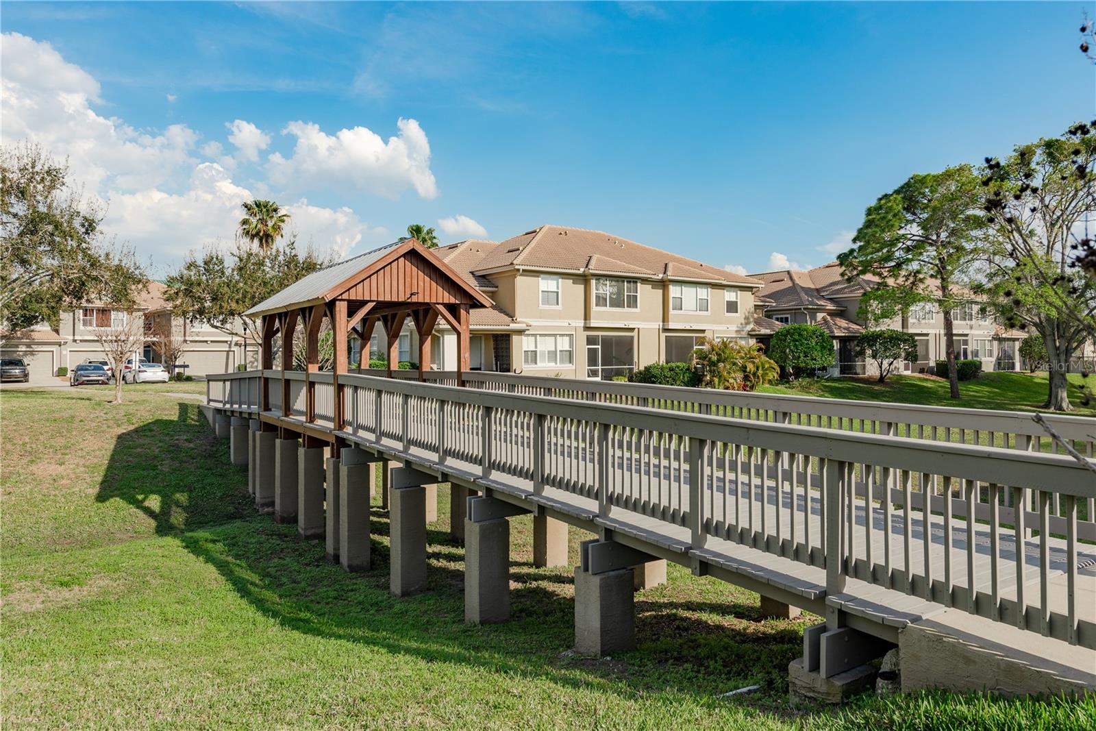 COVERED BRIDGE TWNHMS - Residential