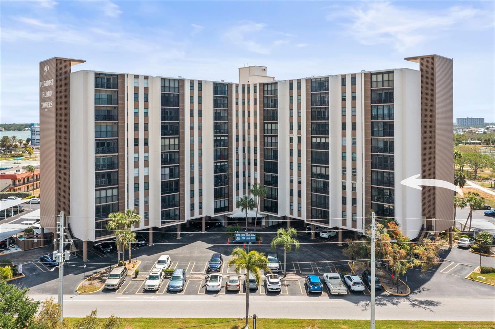 PARADISE ISLAND TOWERS CONDO - Residential